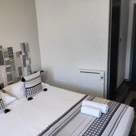 Les Voyageurs Hotel