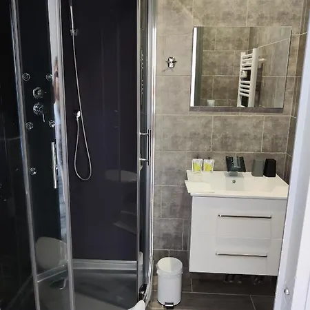 Hotel Les Voyageurs -
